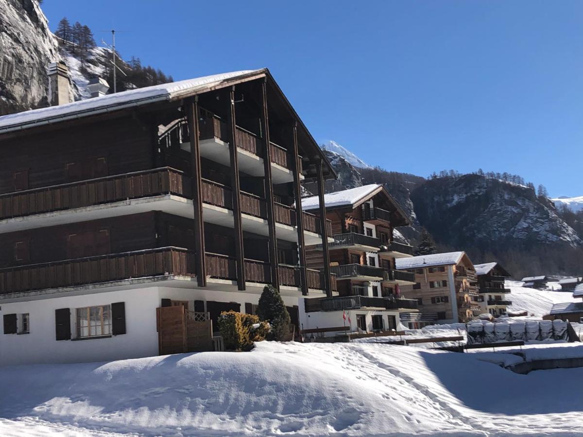 L'Herensarde, Bel Appartement Avec Jardin-Terrasse Et Garage Evolene Exterior photo